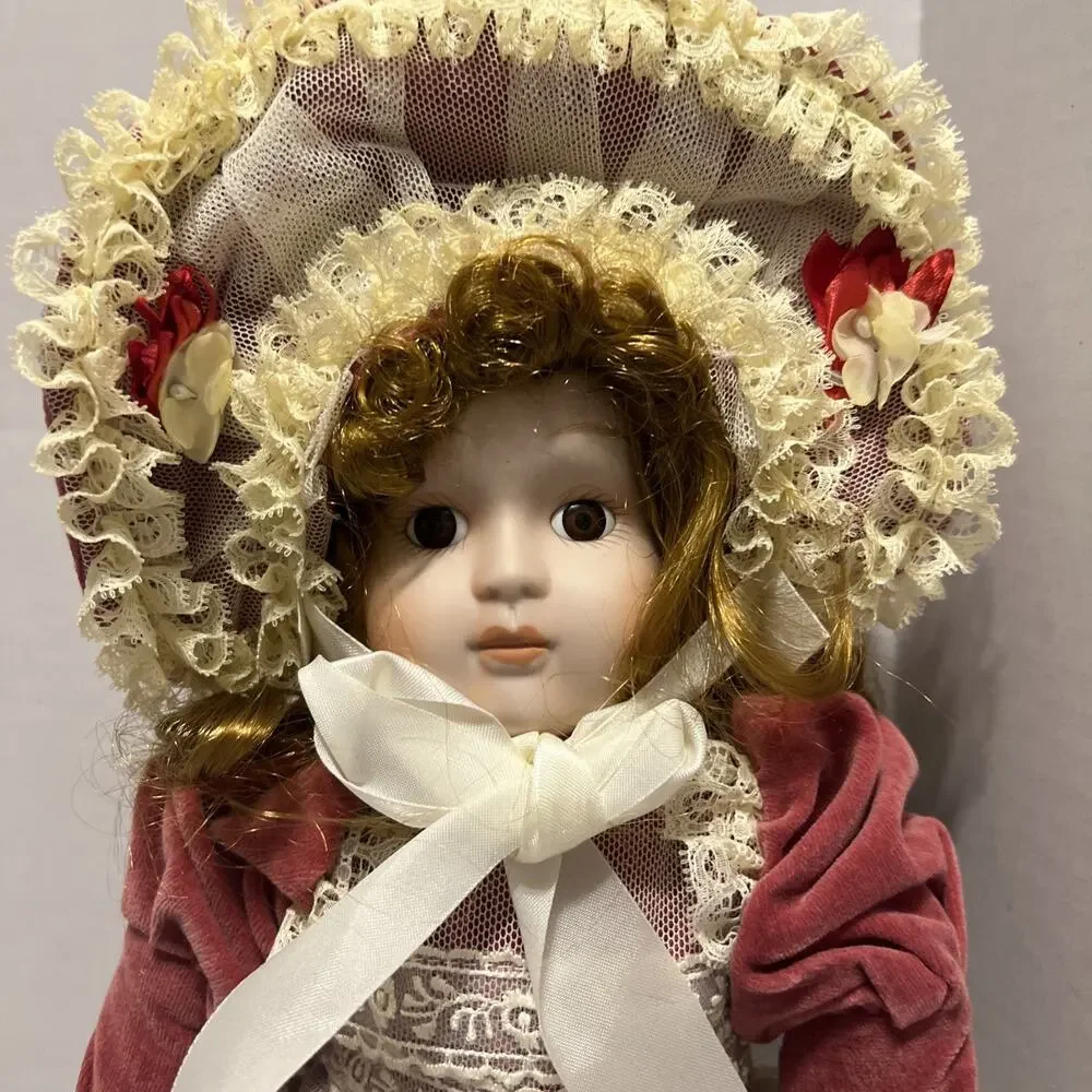 Vintage Connoisseur Collection Doll by Seymour Mann 